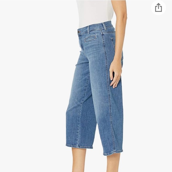 NWT Levi Classic Wide-Leg Crop - Picture 3 of 16